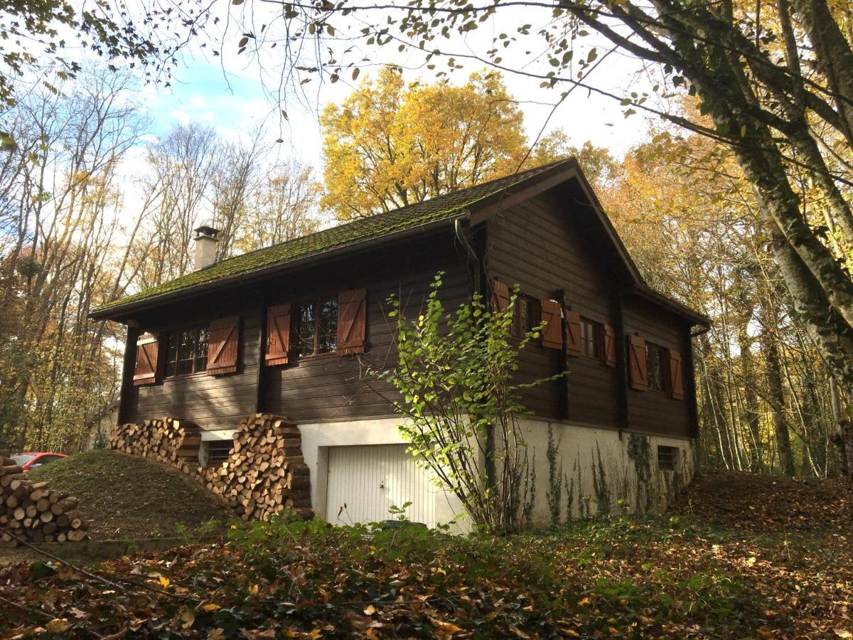 Villa Holy Wood Chuelles Exterior foto